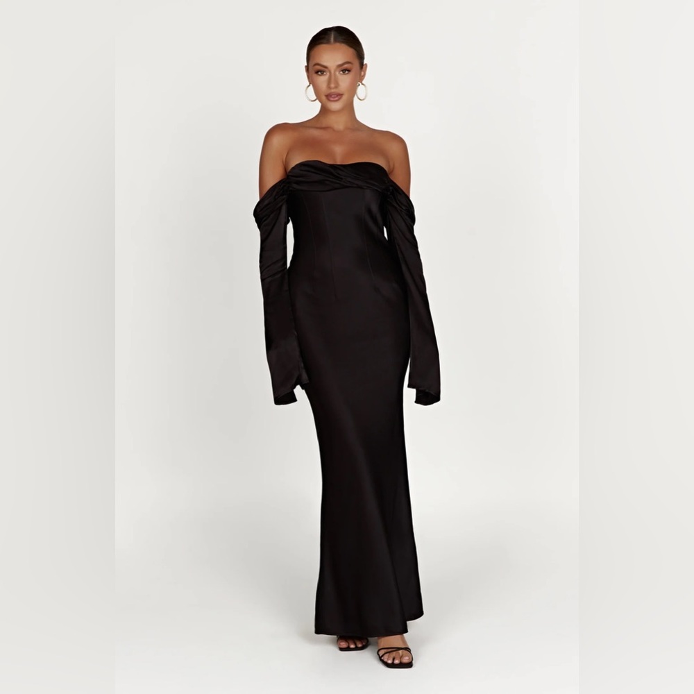 Meshki Black Off-Shoulder Long Sleeve Maxi Dress